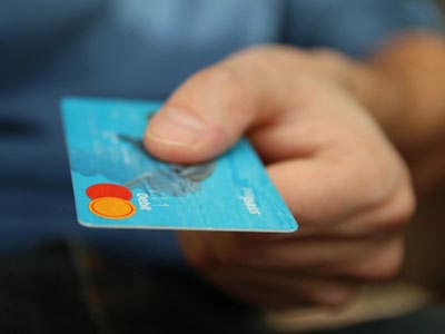 授权码代购的免费短信轰炸机